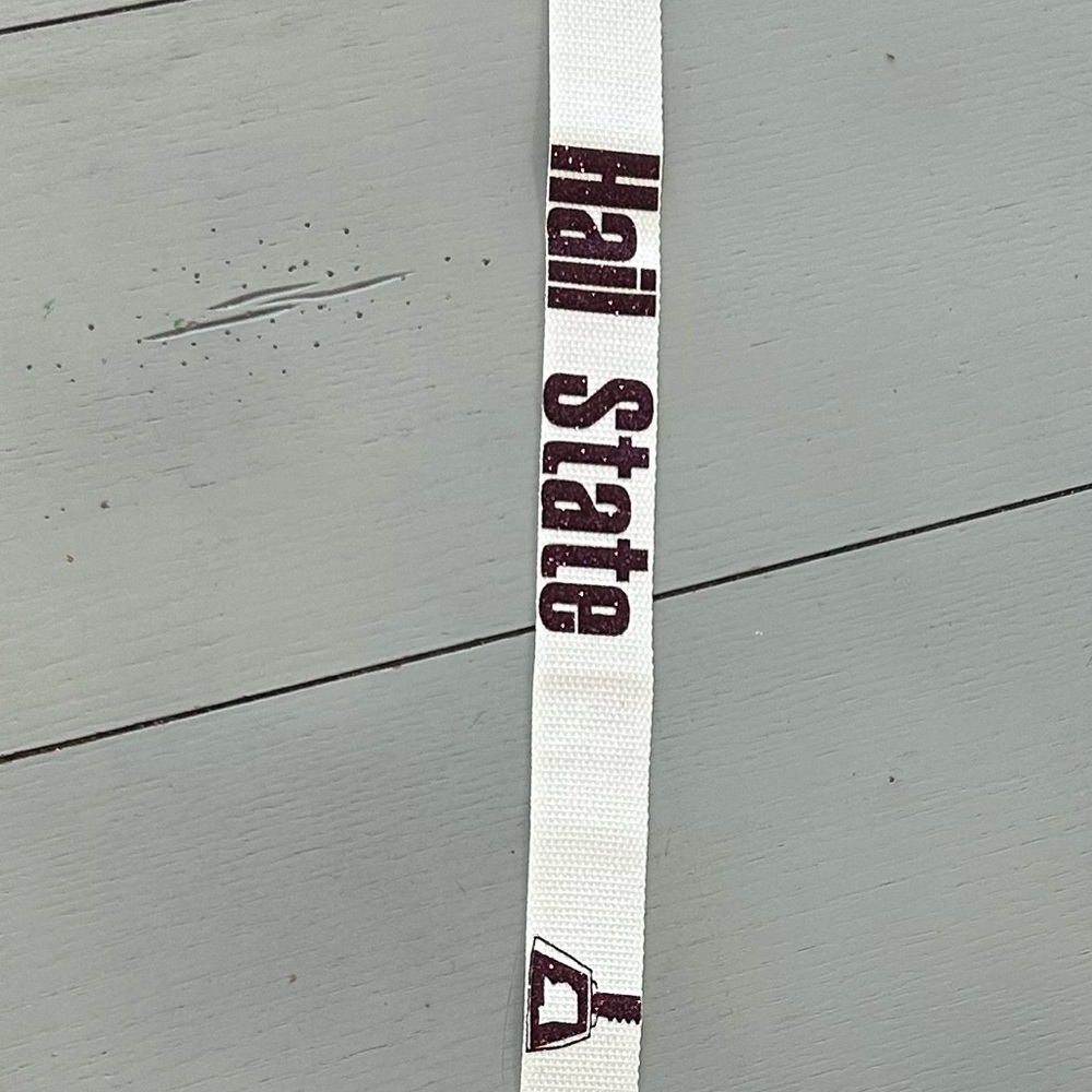 Adjustable strap perfect for Mississippi State fans